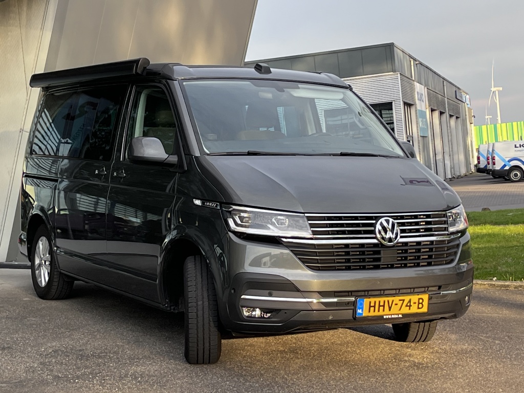44400392-4.jpg