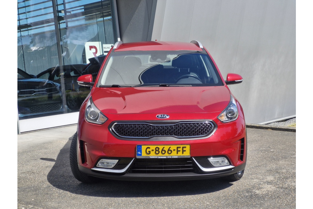 44917340-2.jpg