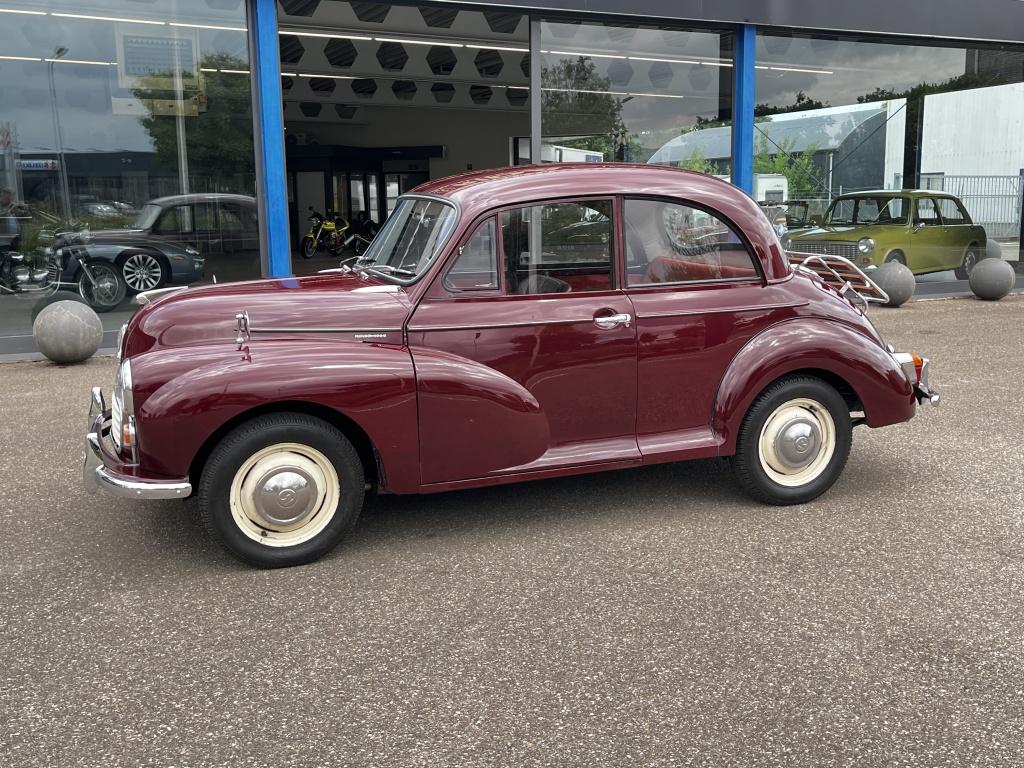 45238505-2.jpg
