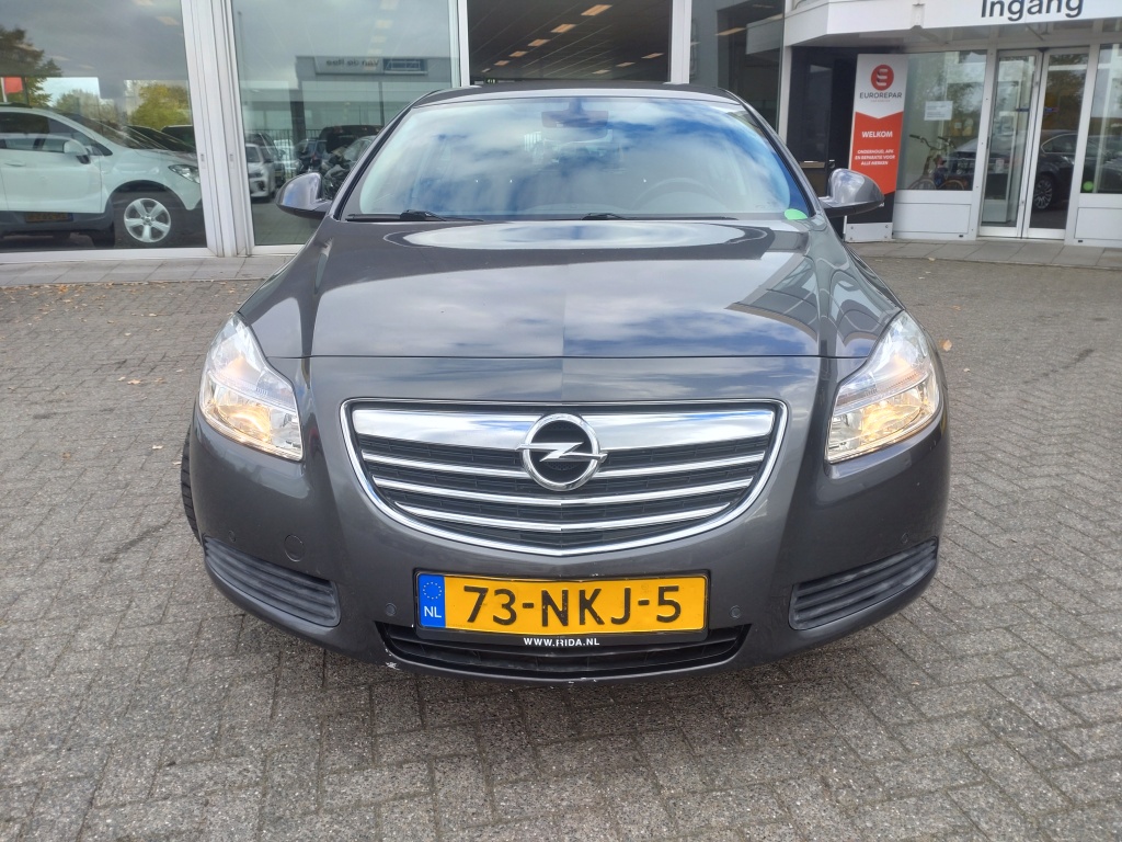 48398451-1.jpg