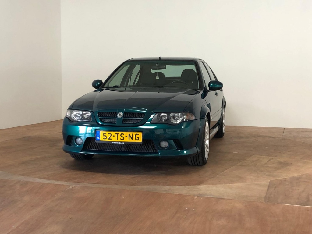 51366109-1.jpg